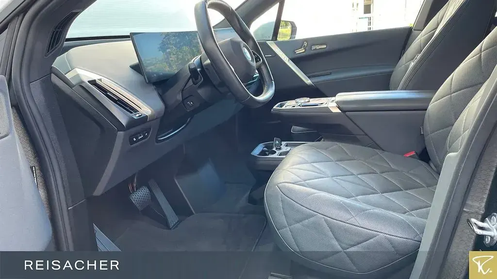 Gebraucht BMW iX Sport Line 385 kW (524 PS) 2023 Mineralweiß metallic SUV
