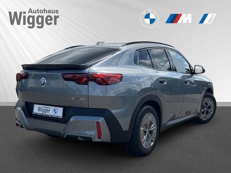 Gebraucht BMW iX2 Performance 225 kW (306 PS) 2024 Grau SUV