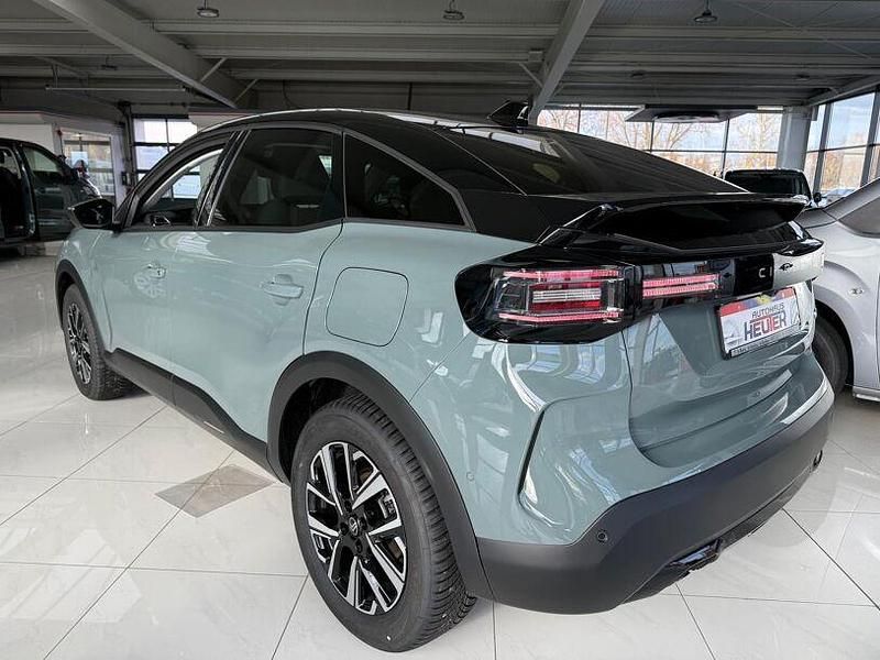 Neu Citroën C4 145 PS (106 kW) 2026 Manhattan grün SUV