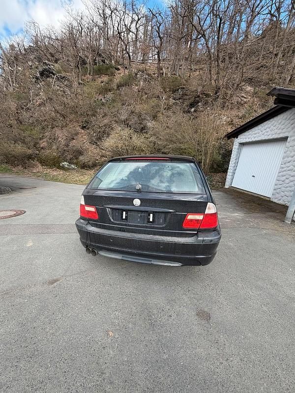 Gebraucht BMW 323 2001 Schwarz Kombi