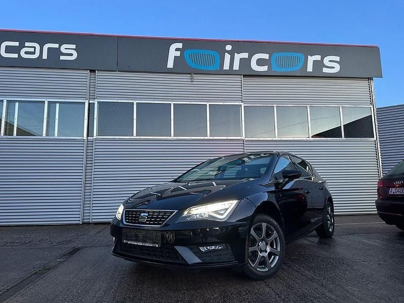 Schwarz Gebraucht 2018 Seat Leon XCELLENCE Limousine | 12.500 € (Fairer Preis) - Bild 1/4