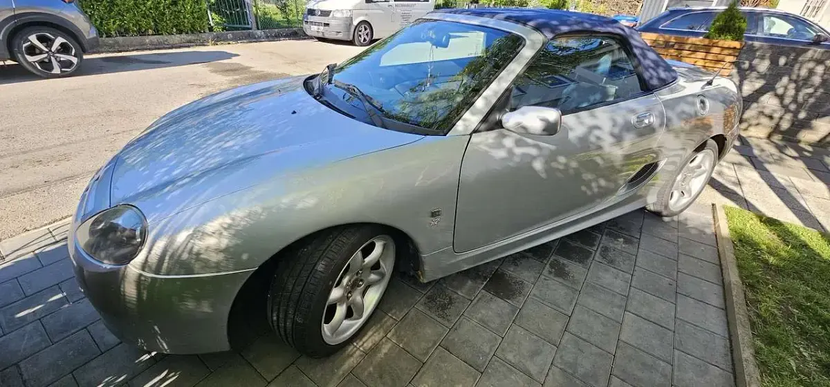 Gebraucht MG TF 136 PS (100 kW) 2004 Silber Cabrio