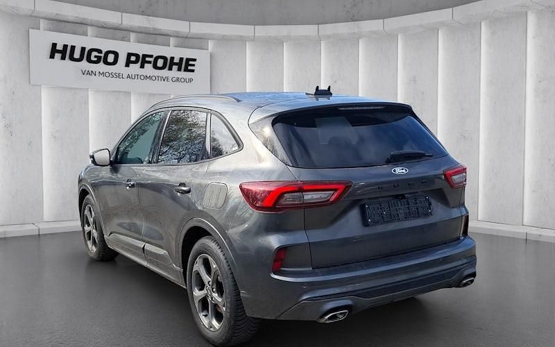 Second-hand Ford Kuga ST-Line 186 CP (136 kW) 2025 Gri SUV