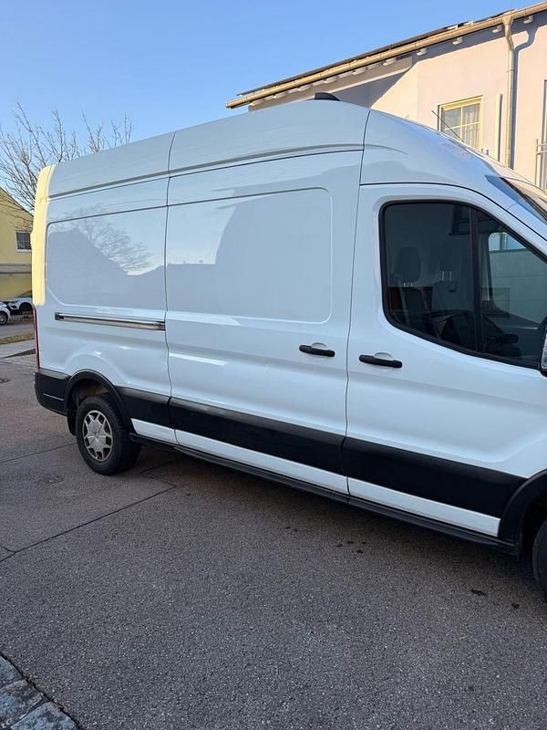 Gebraucht Ford Transit 170 PS (125 kW) 2023 Weiß Limousine