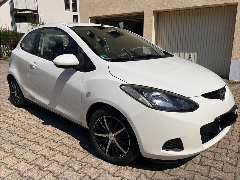 Second-hand Mazda 2 75 CP (55 kW) 2010 Alb Hatchback