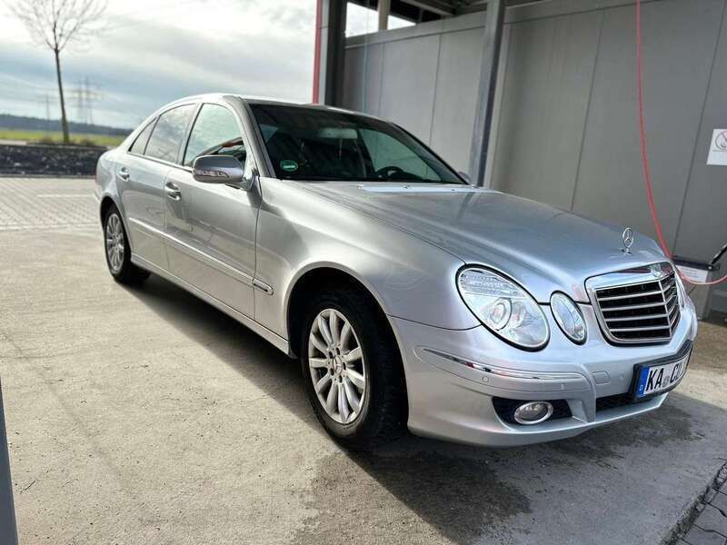 Silber Gebraucht 2007 Mercedes 220 | 4.300 € (Teuer) - Bild 1/4