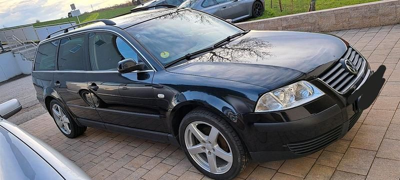 Gebraucht VW Passat 131 PS (96 kW) 2003 Schwarz Kombi