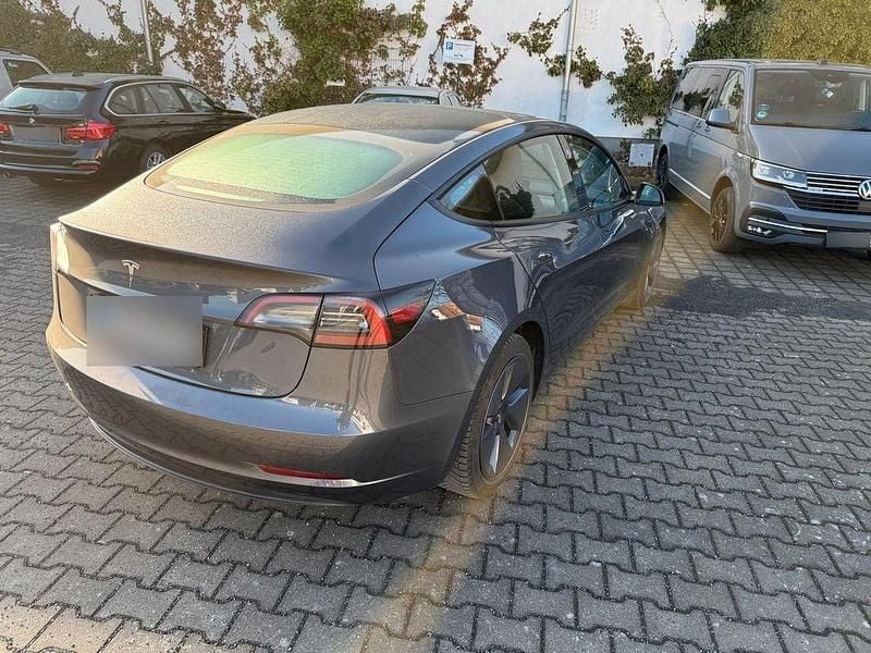 Gebraucht Tesla Model 3 Standard Range 208 kW (283 PS) 2022 Grau Limousine