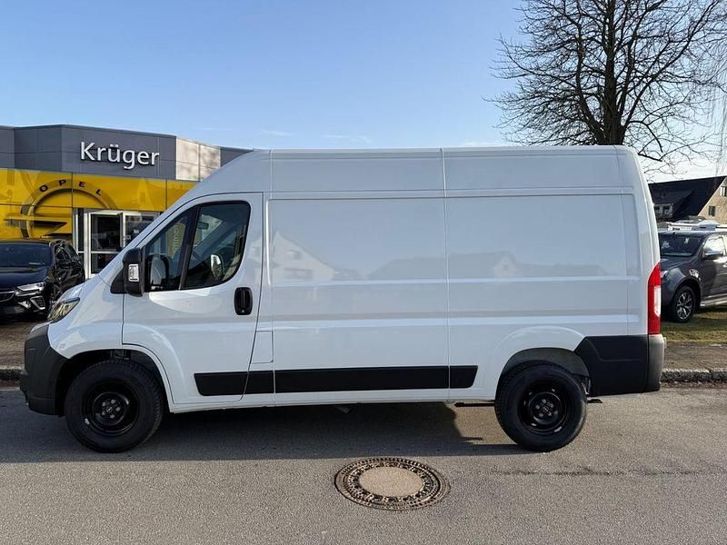 Neu Opel Movano 140 PS (102 kW) 2025 Lackierung weiss icy/typ ausse Van