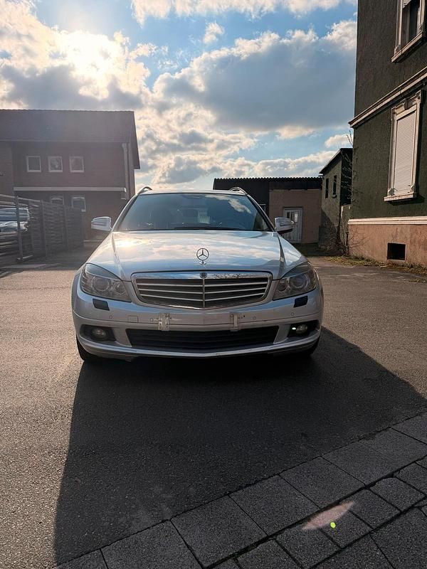 Gebraucht Mercedes C200 136 PS (100 kW) 2008 Grau Kombi