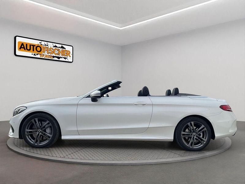 Gebraucht Mercedes C250 AMG line 211 PS (155 kW) 2017 Diamantweiss Cabrio