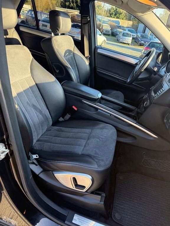 Gebraucht Mercedes ML320 224 PS (164 kW) 2006 Schwarz SUV