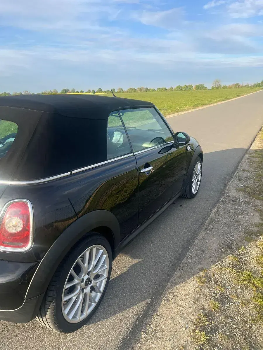 Usata Mini ONE 98 CV (72 kW) 2010 Nero Utilitaria