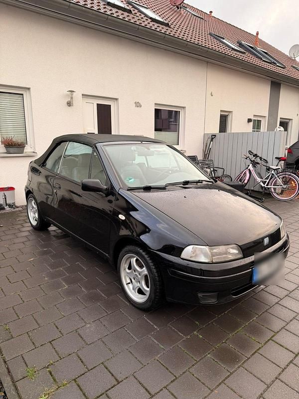 Schwarz Gebraucht 1998 Fiat Punto Cabriolet Cabrio | 2.650 € - Bild 1/4