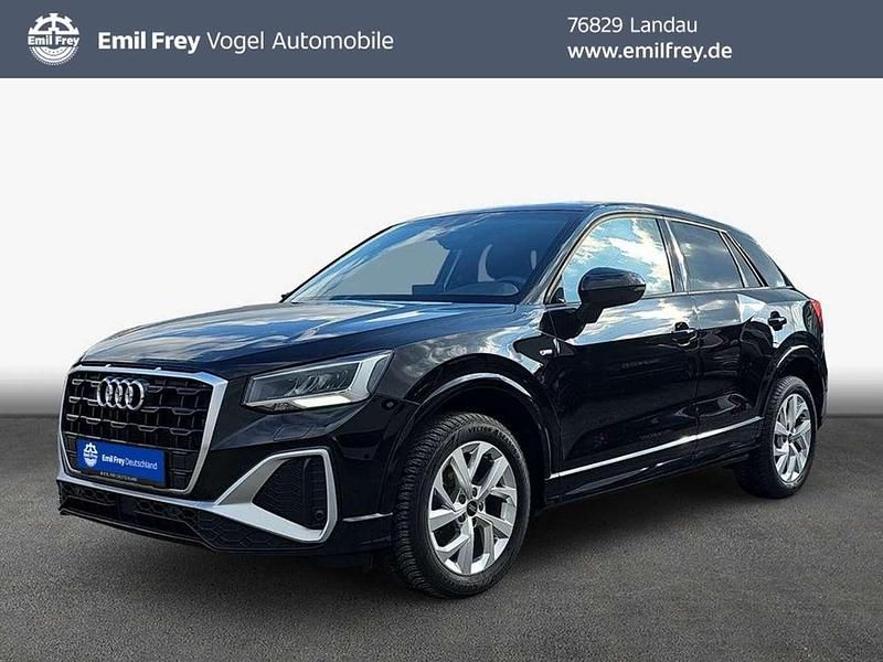Gebraucht Audi Q2 S-Line 150 PS (110 kW) 2023 Mythos black metallic SUV