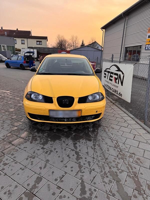 Gebraucht Seat Ibiza 64 PS (47 kW) 2002 Gelb Kleinwagen