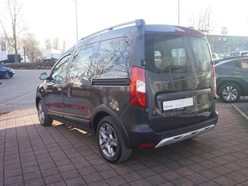 Gebraucht Dacia Dokker Stepway 131 PS (96 kW) 2021 Grau Van / Kleinbus