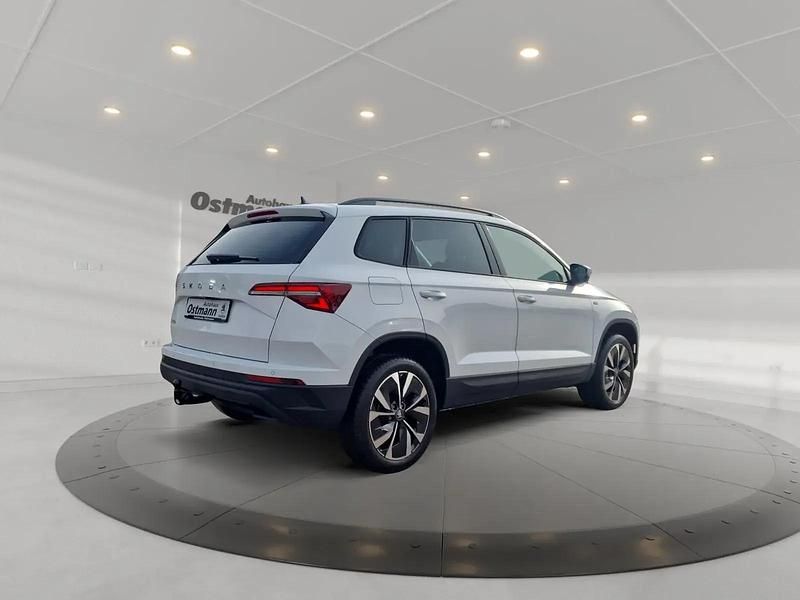 Gebraucht Skoda Karoq Selection 150 PS (110 kW) 2025 Weiß SUV
