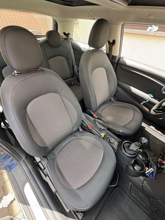 Gebraucht Mini ONE 75 PS (55 kW) 2016 Blau Kleinwagen