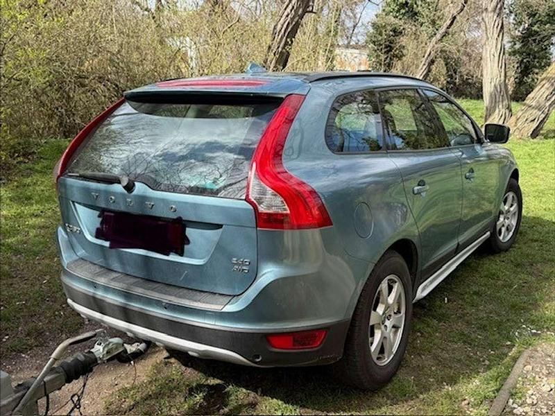 Gebraucht Volvo XC60 Kinetic 163 PS (119 kW) 2009 Blau SUV