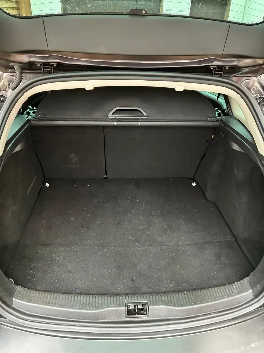 Gebraucht Renault Mégane GrandTour 115 PS (84 kW) 2016 Braun Kombi