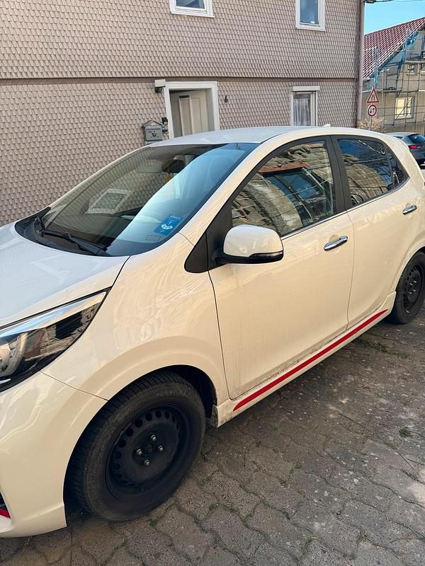 Weiß Gebraucht 2017 Kia Picanto Kleinwagen | 7.400 € (Guter Preis) - Bild 1/4