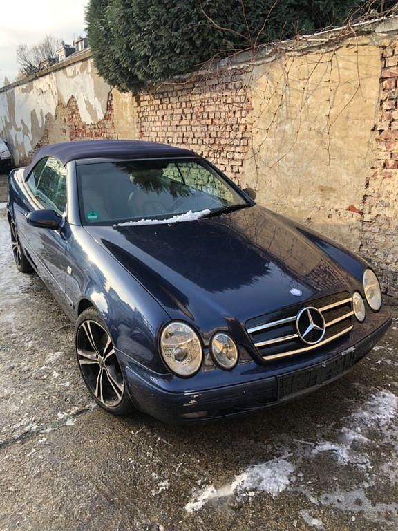 Gebraucht Mercedes CLK230 Elegance 193 PS (141 kW) 1999 Blau Cabrio