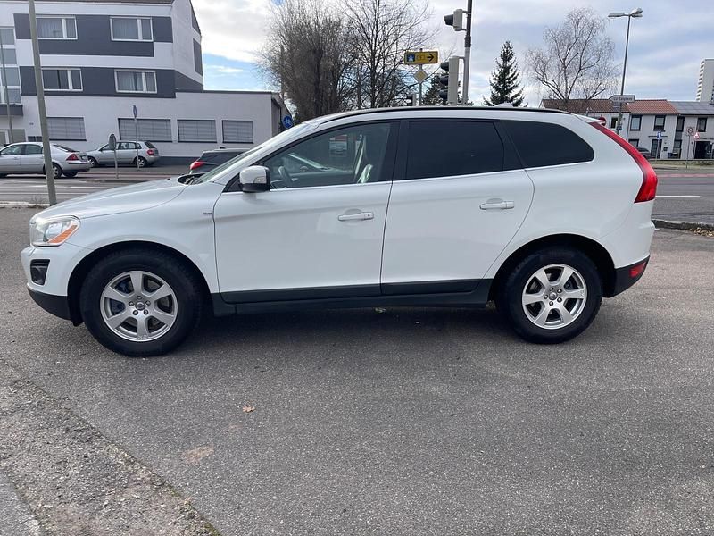 Gebraucht Volvo XC60 200 PS (147 kW) 2009 Weiß SUV