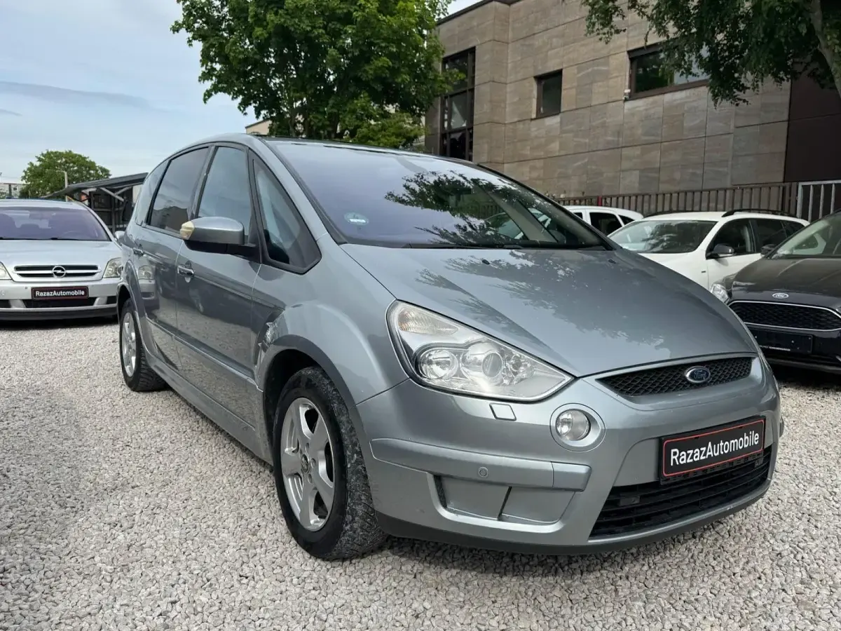 Occasion Ford S-MAX Titanium 140 ch (102 kW) 2009 Gris Monospace