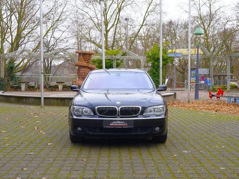 Gebraucht BMW 750 Performance 367 PS (269 kW) 2006 Blau Limousine