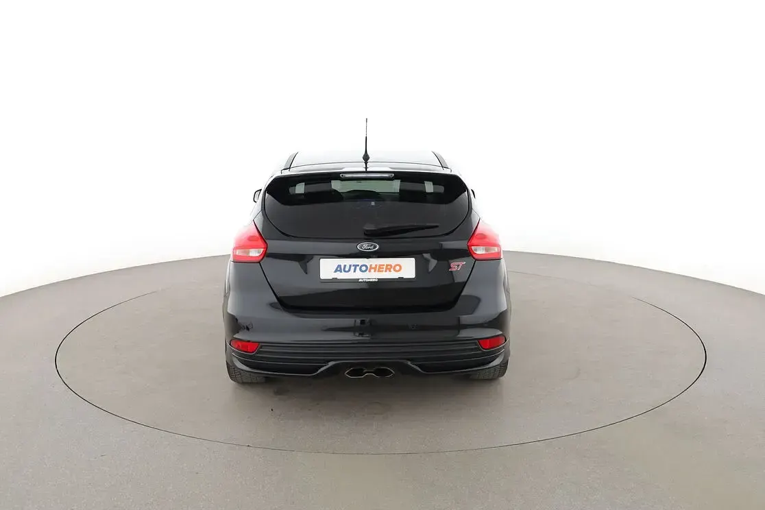 Gebraucht Ford Focus ST 250 PS (183 kW) 2017 Schwarz Limousine