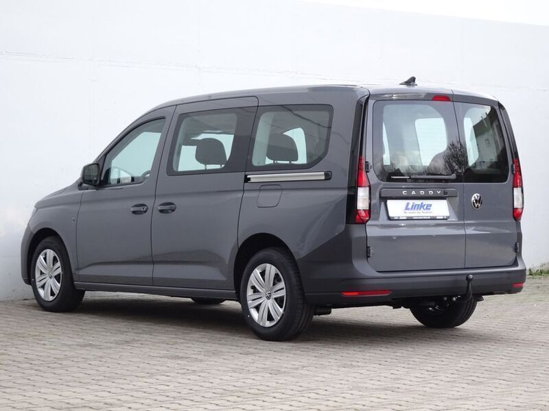 Second-hand VW Caddy Maxi Basis 102 CP (75 kW) 2024 Gri Monovolum