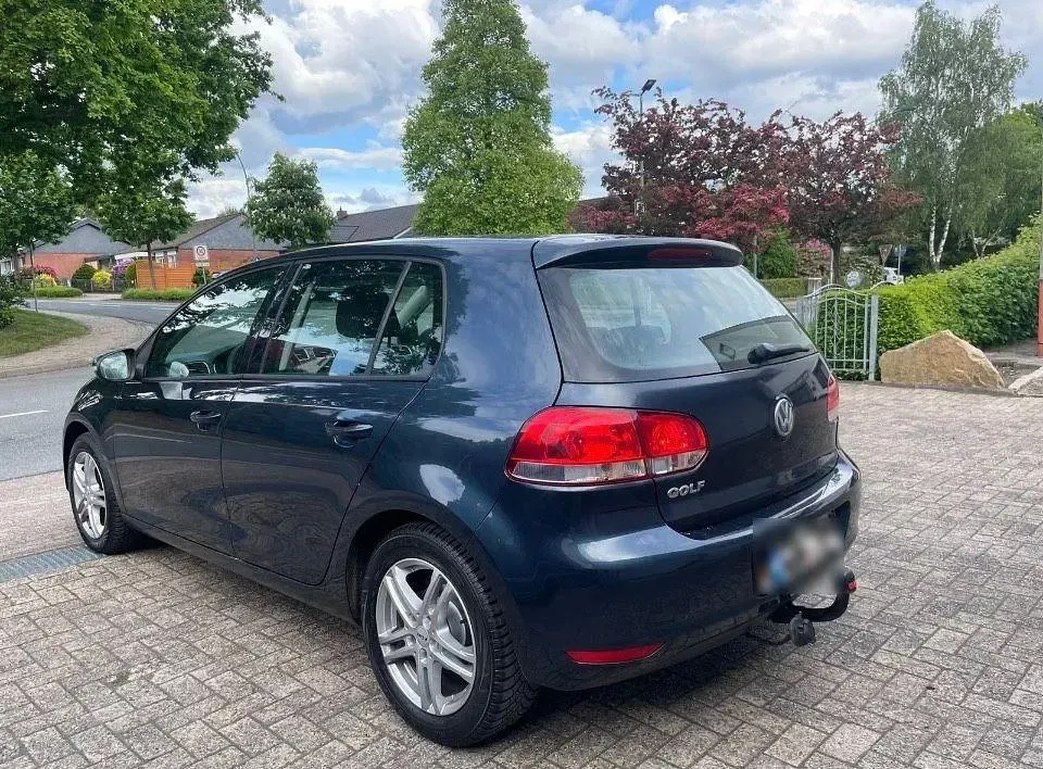 Gebraucht VW Golf VI 80 PS (58 kW) 2009 Blau Kleinwagen