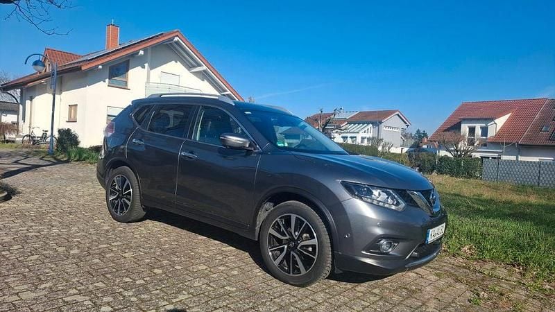 Gebraucht Nissan X-Trail 360º 131 PS (96 kW) 2015 SUV