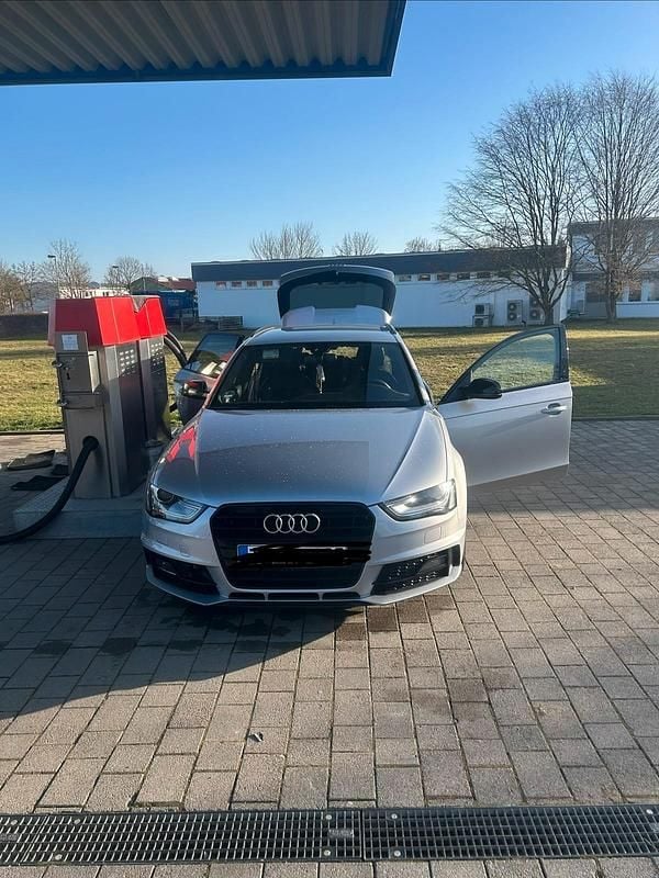 Gebraucht Audi A4 S-Line 190 PS (139 kW) 2016 Andere farben Kombi