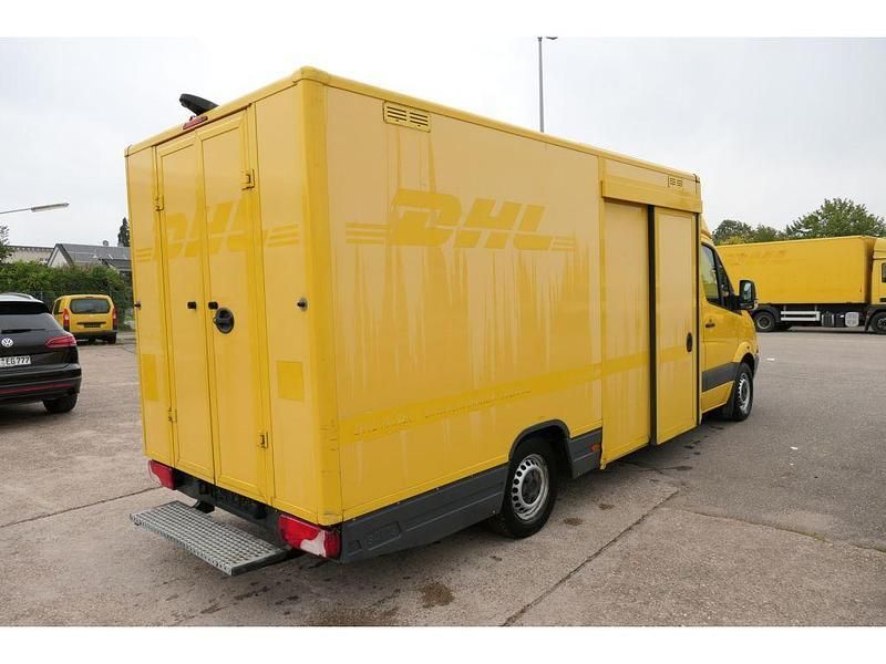 Używany Mercedes Sprinter 95 KM (69 kW) 2011 Żółty Van