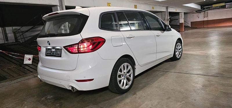 Gebraucht 2019 BMW 218 Gran Tourer Performance Van / Kleinbus | 14.800 € (Superpreis) - Bild 1/4