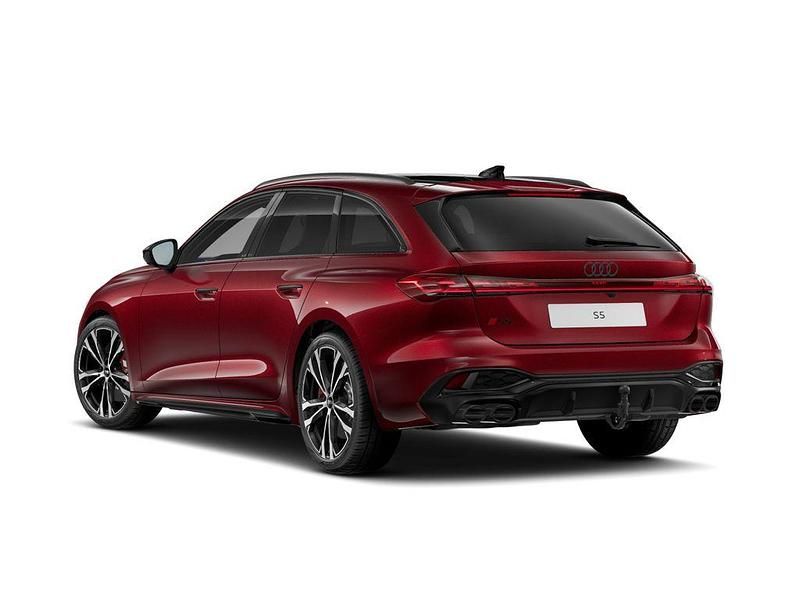 Neu Audi S5 Ambiente 367 PS (269 kW) 2025 Grenadinerot metallic Kombi