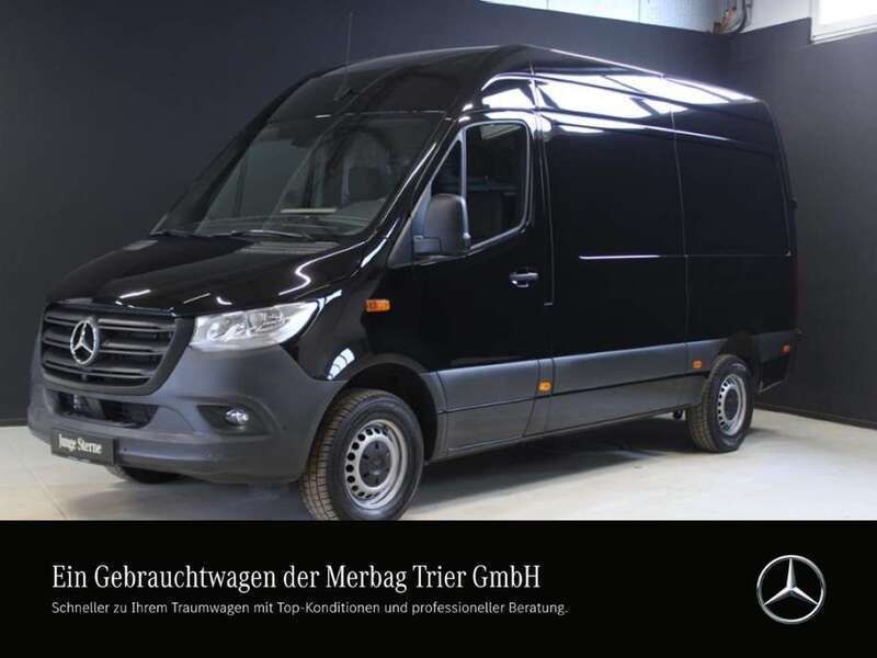 Schwarz Gebraucht 2023 Mercedes Sprinter Van | 40.174 € (Fairer Preis) - Bild 1/4