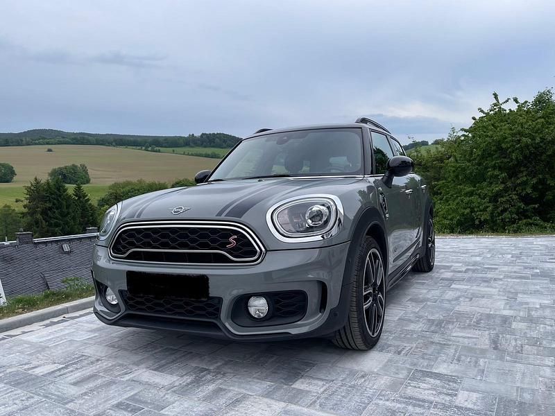 Grau Gebraucht 2018 Mini John Cooper Works Countryman SUV | 25.500 € - Bild 1/4