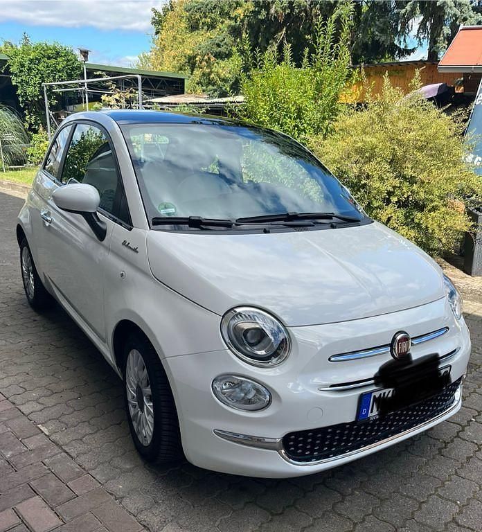 Weiß Gebraucht 2021 Fiat 500 Dolcevita Limousine | 10.700 € (Guter Preis) - Bild 1/4