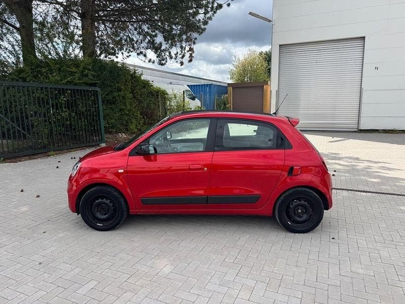Rot Gebraucht 2021 Renault Twingo Zen Kleinwagen | 7.490 € (Superpreis) - Bild 1/4