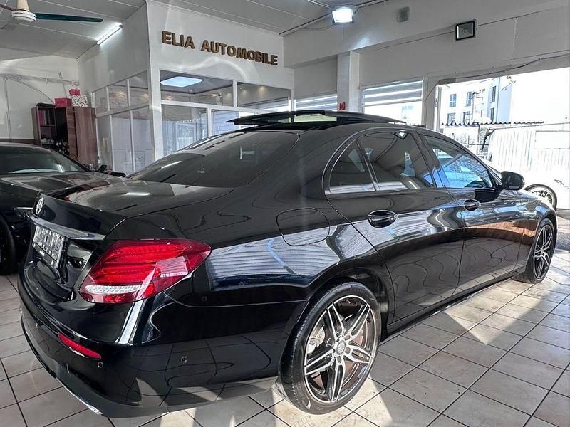 Gebraucht Mercedes E220 AMG 194 PS (142 kW) 2017 Schwarz/baltic black Limousine