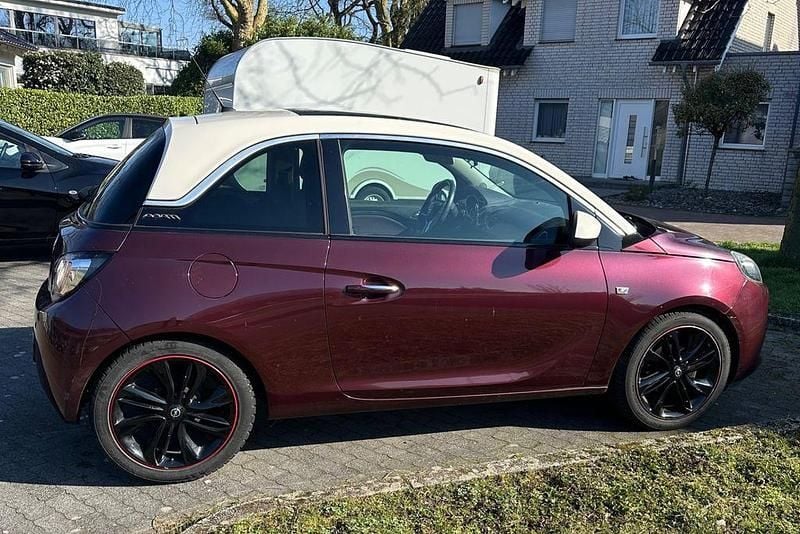 Gebraucht Opel Adam Glam 69 PS (50 kW) 2013 Rot Kleinwagen