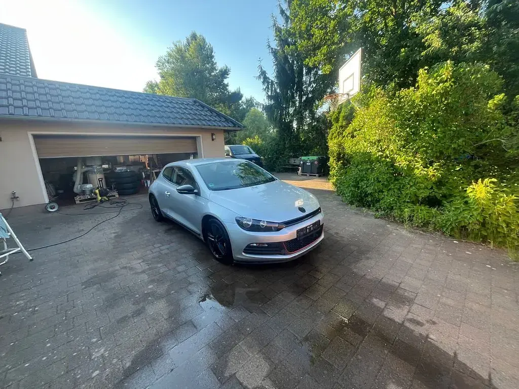 Gebraucht VW Scirocco Edition 160 PS (117 kW) 2011 Silber Coupé