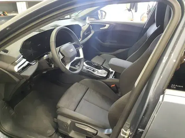 Second-hand Audi A5 Sport 204 CP (150 kW) 2025 Albastru Break