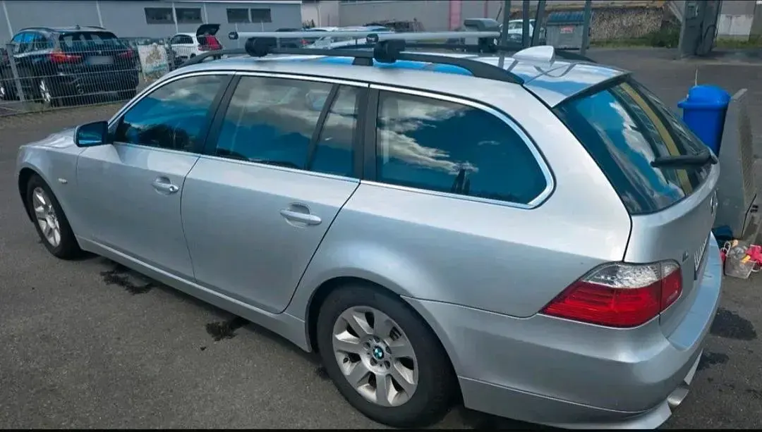 Gebraucht BMW 520 177 PS (130 kW) 2008 Silber Kombi