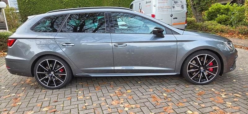 Gebraucht Seat Leon ST 4Drive 300 PS (220 kW) 2017 Grau Kombi