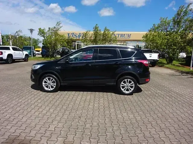 Gebraucht Ford Kuga Titanium 175 PS (128 kW) 2019 Schwarz SUV