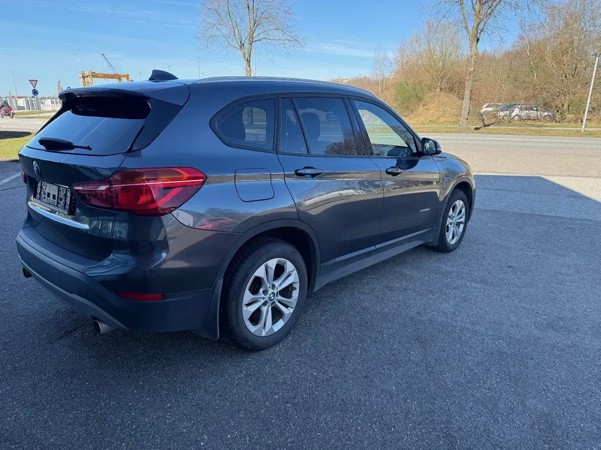 Gebraucht BMW X1 190 PS (139 kW) 2016 Grau SUV
